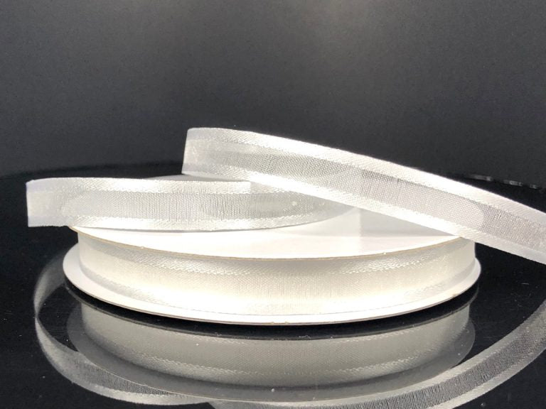 900801-01 (32109) - Satin Edge Sheer #1.5 - 3/8" x 25yd - White