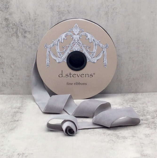 DS36-1046 (00362) - Voss Velvet, 1.5"X20Yd Dark Grey