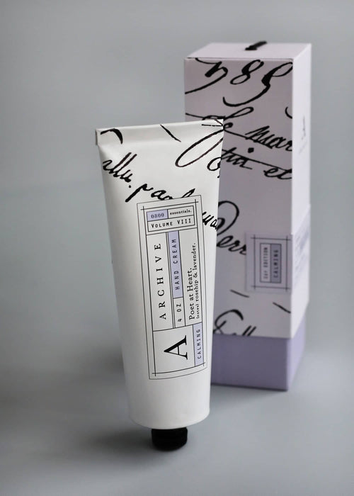 35B08 (30358) - Poet At Heart Hand Cream
