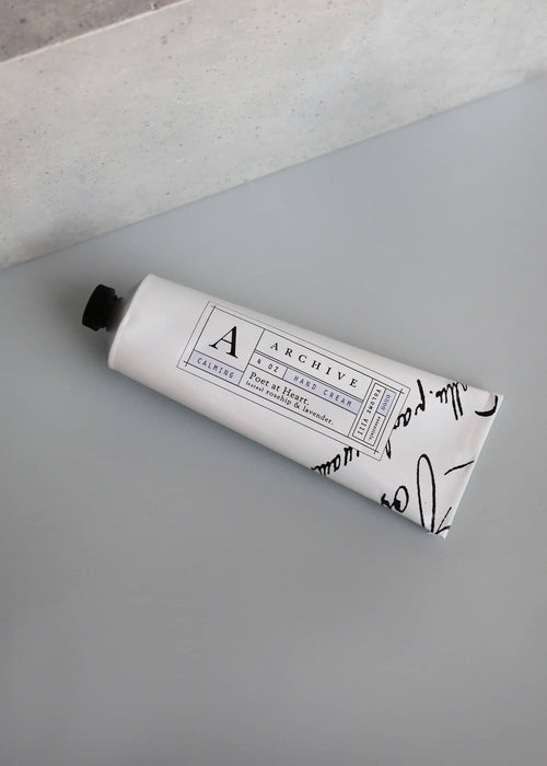 35B08 (30358) - Poet At Heart Hand Cream
